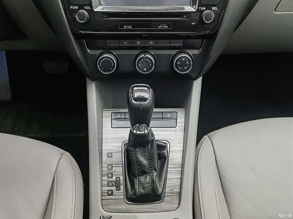 Skoda Octavia, 2014 13