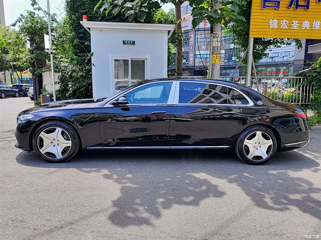 Maybach S-Class, 2023 3