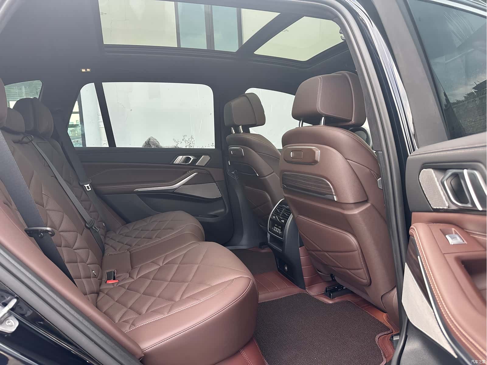 BMW X5, 2025 16