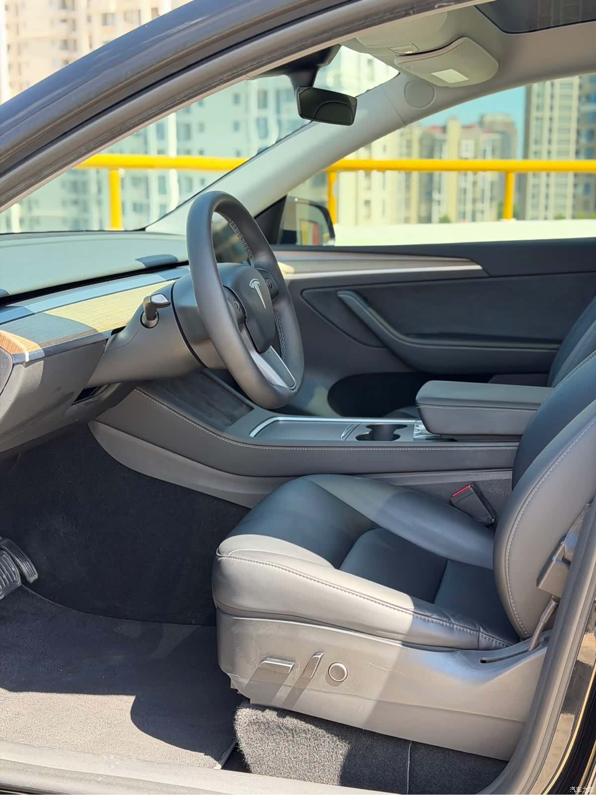 Tesla Model Y, 2022 17
