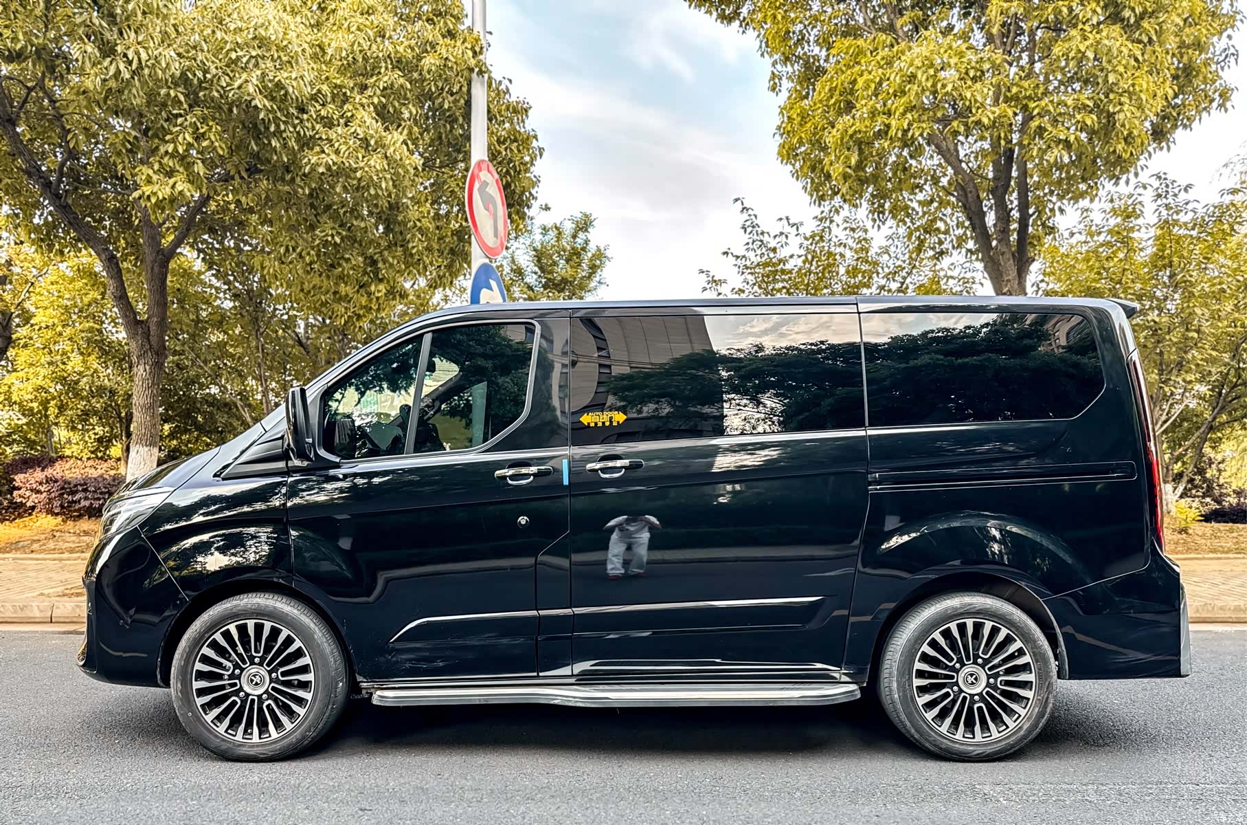 Ford Tourneo, 2025 39
