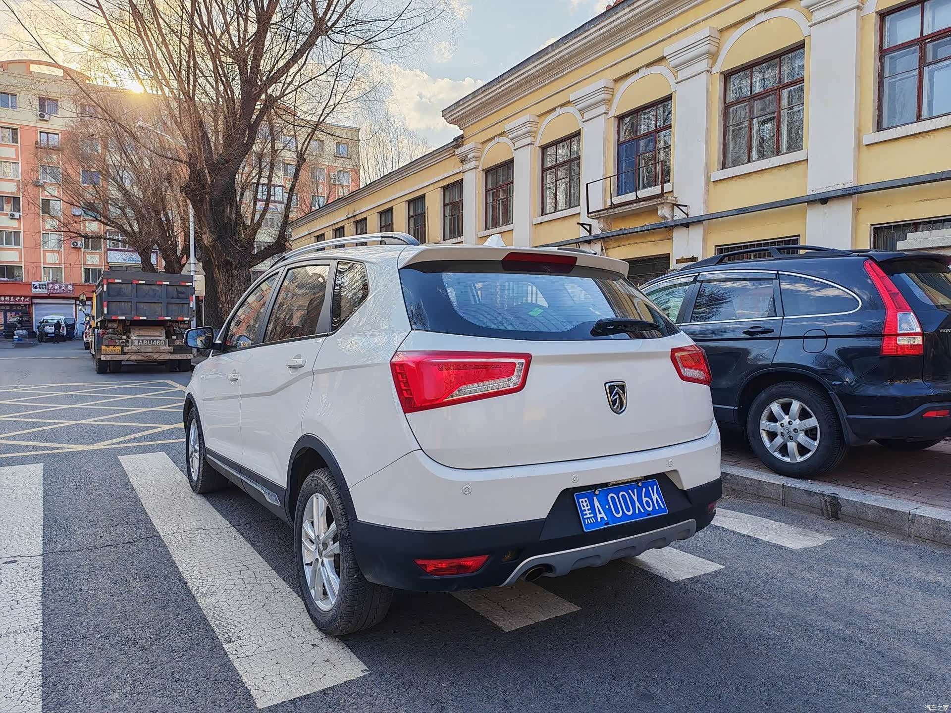 Wuling 560, 2016 6