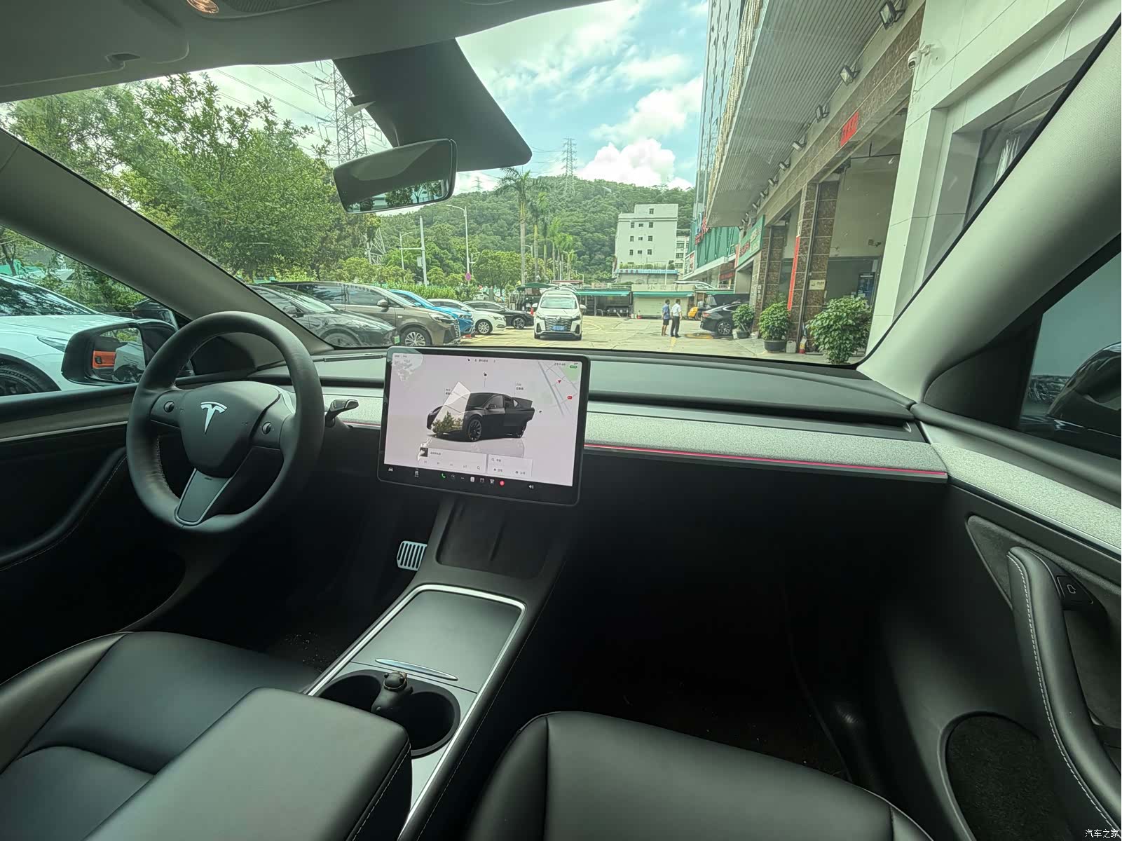 Tesla Model Y, 2022 13