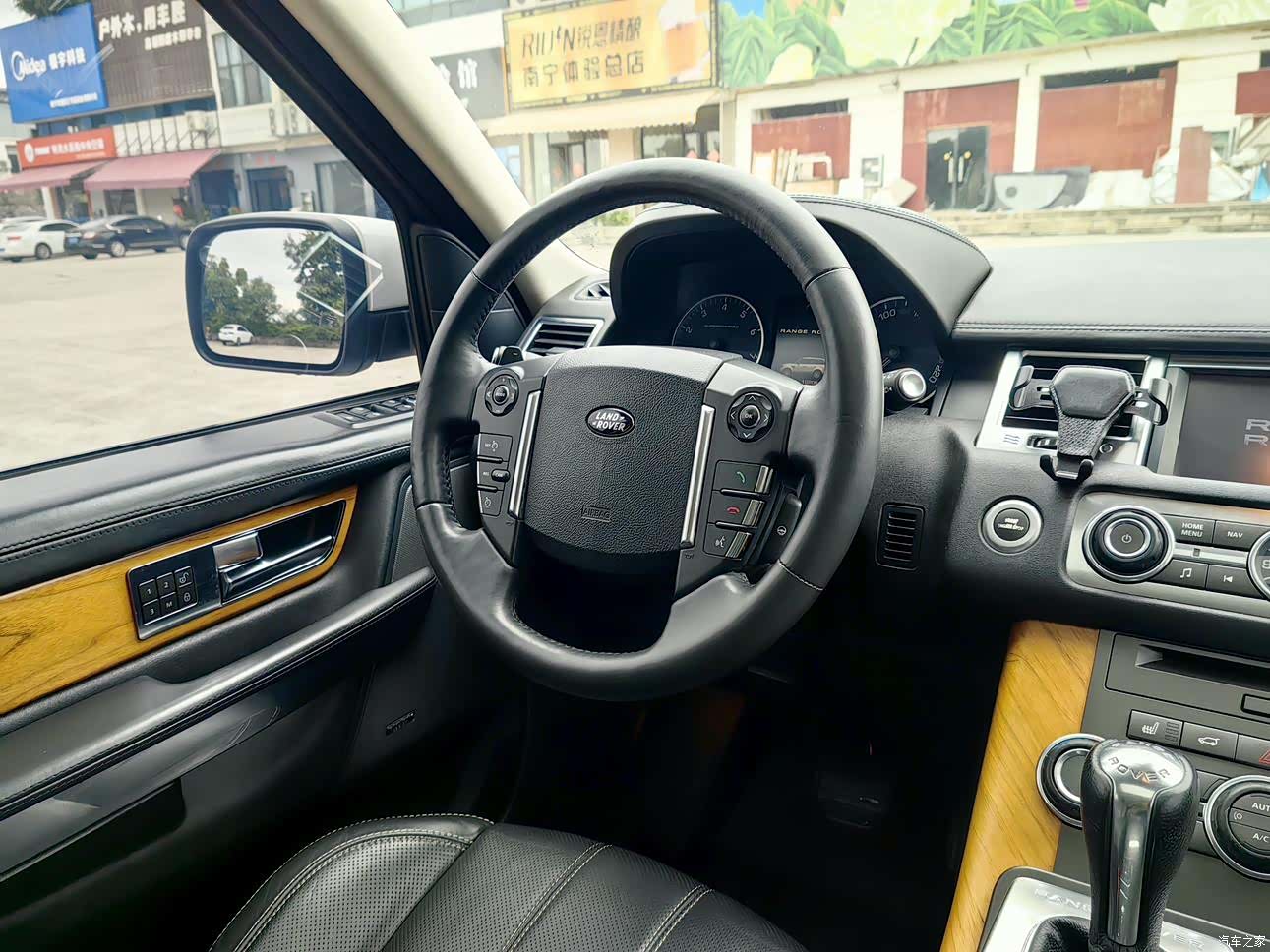Land Rover Range Rover, 2012 10