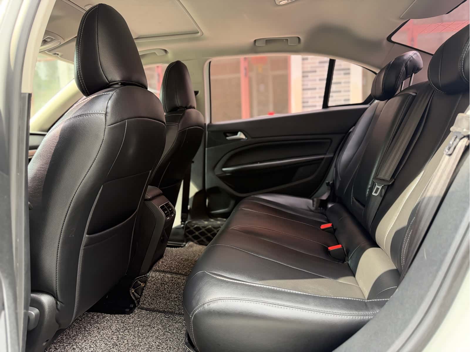 Peugeot 408, 2017 8