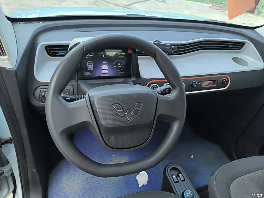 Wuling MINIEV, 2023 11