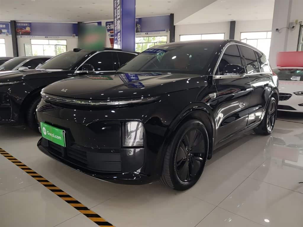 Li Auto L6