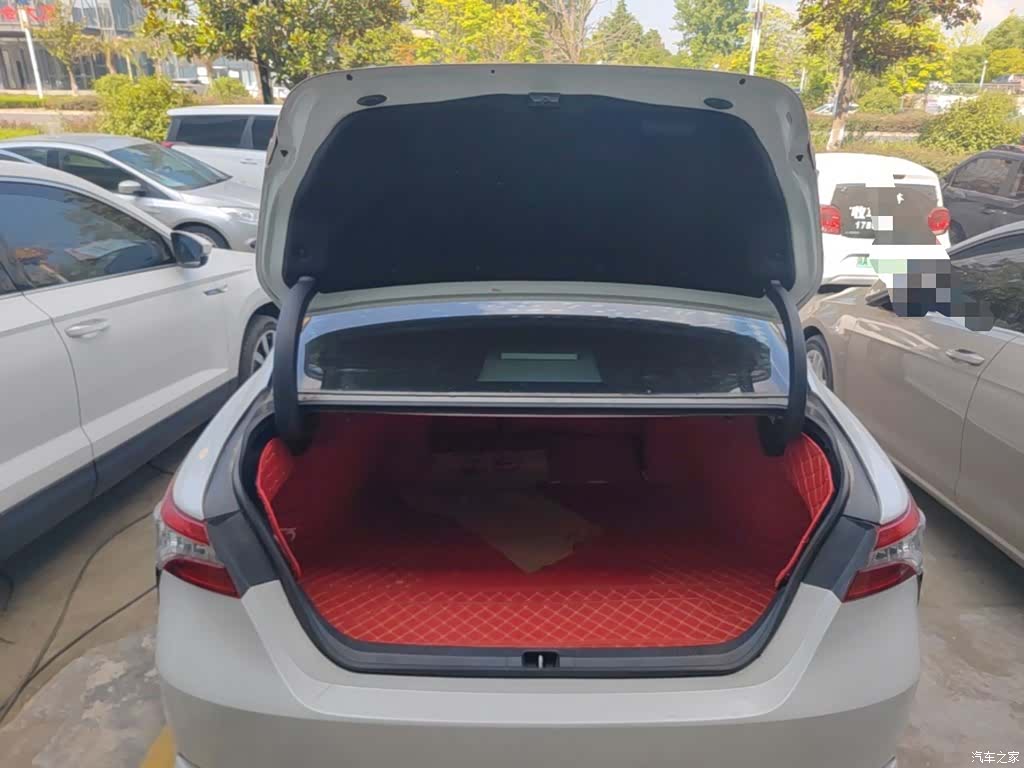 Toyota Camry, 2018 19