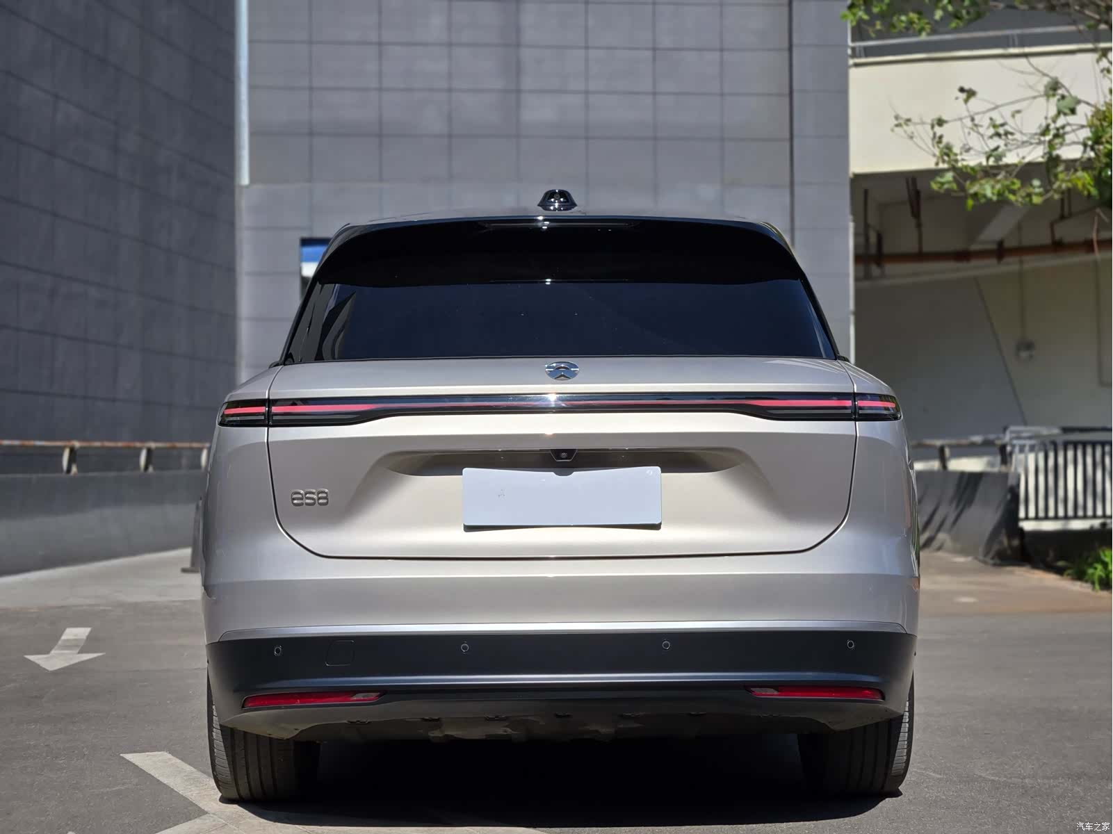 NIO ES8, 2024 12