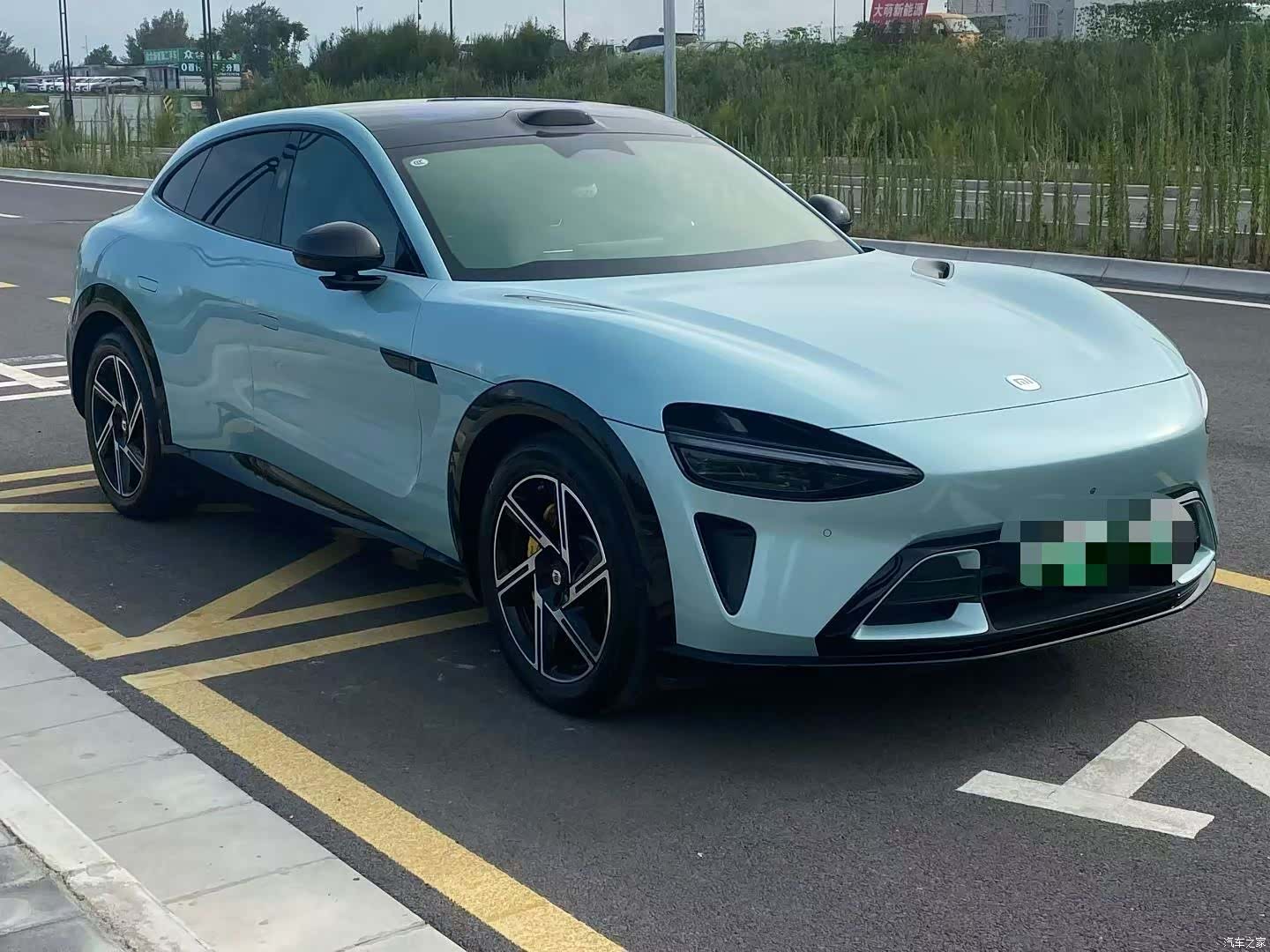 Xiaomi YU7, 2025 3