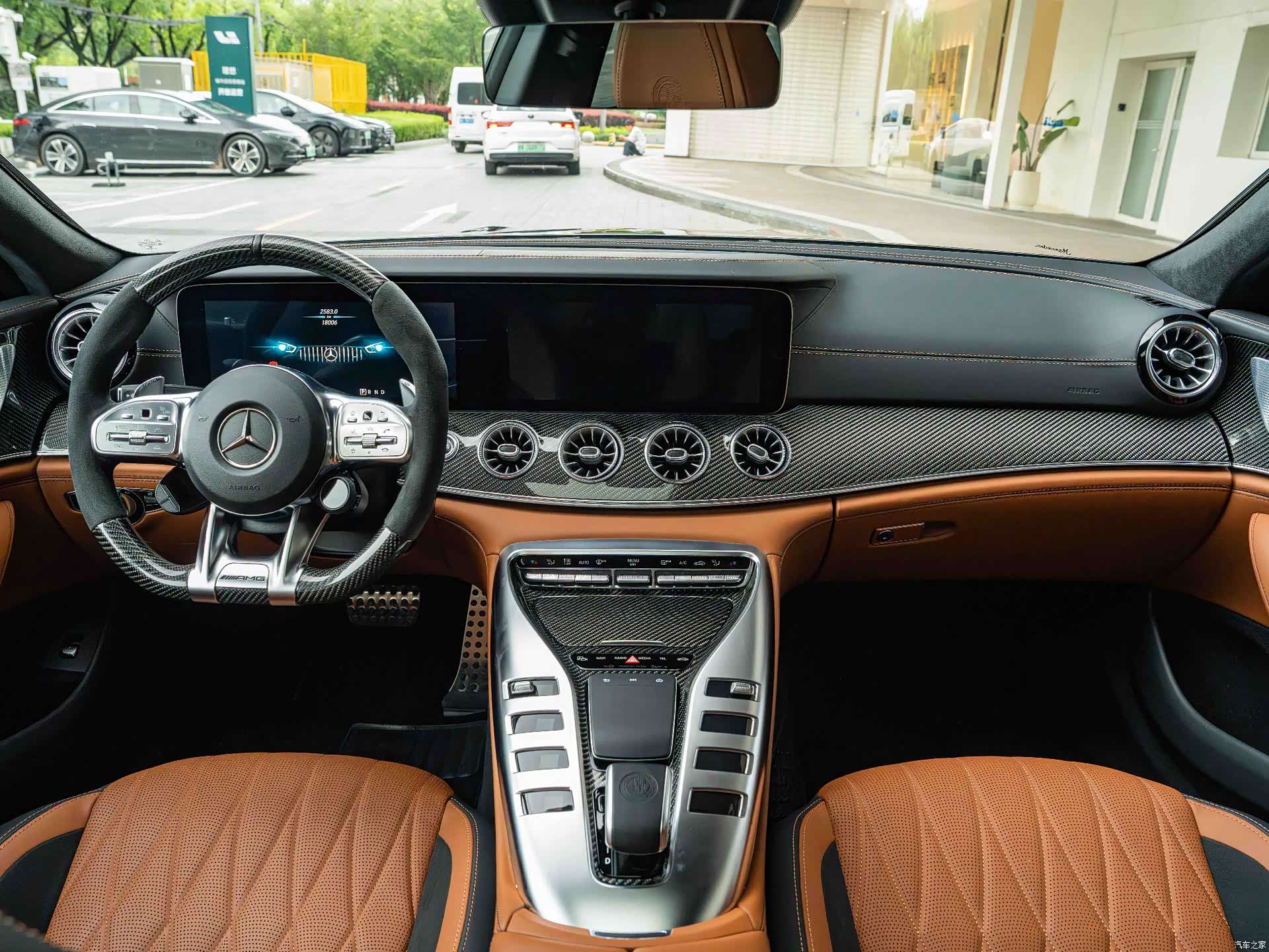 MG AMG, 2019 16