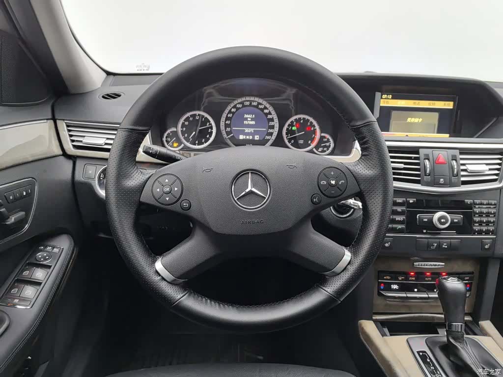 Mercedes-Benz E-Class, 2010 11