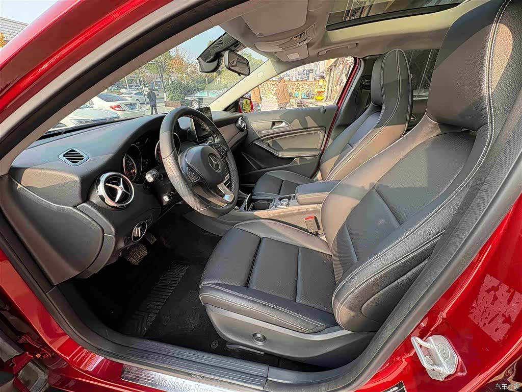 Mercedes-Benz GLA, 2017 8