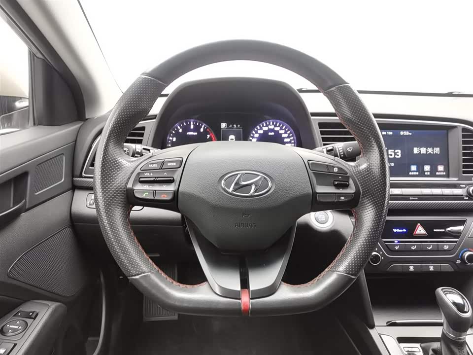 Hyundai Lead