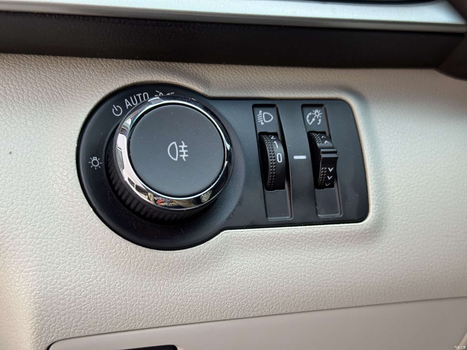 Buick GL6, 2019 10