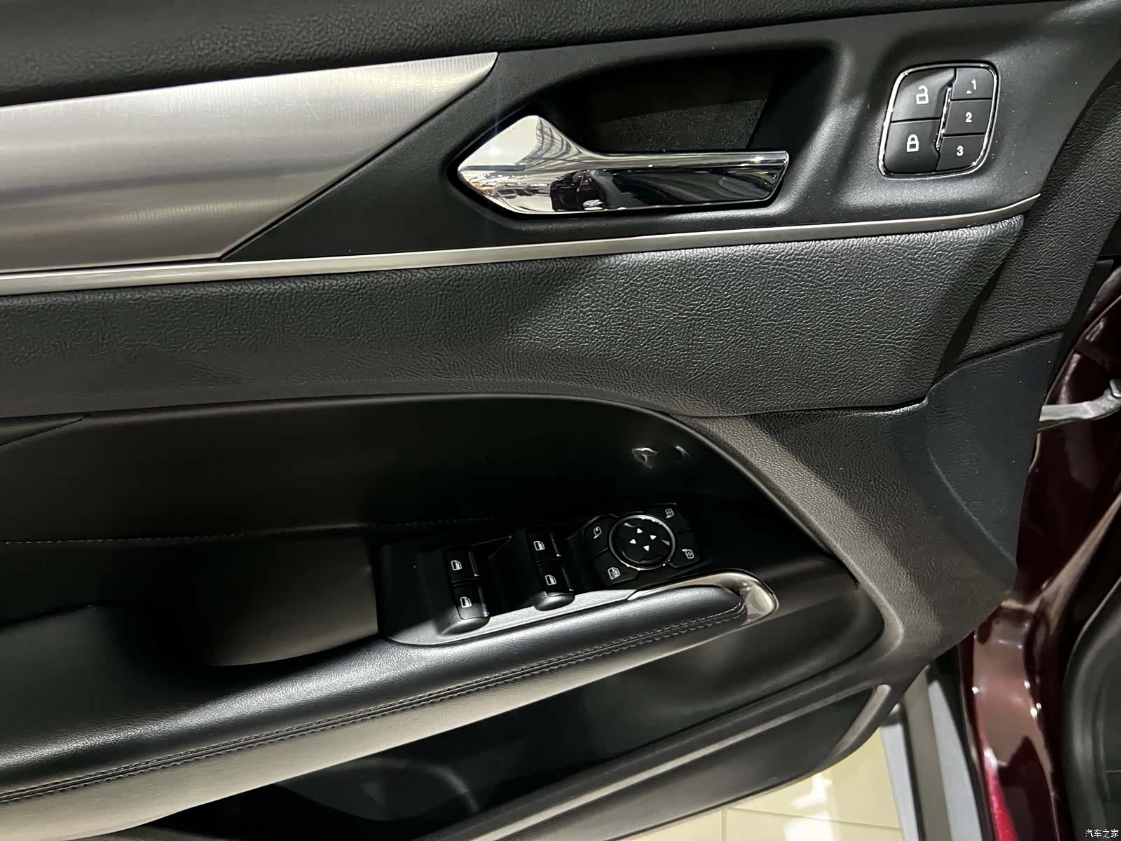 Lincoln MKC, 2019 8