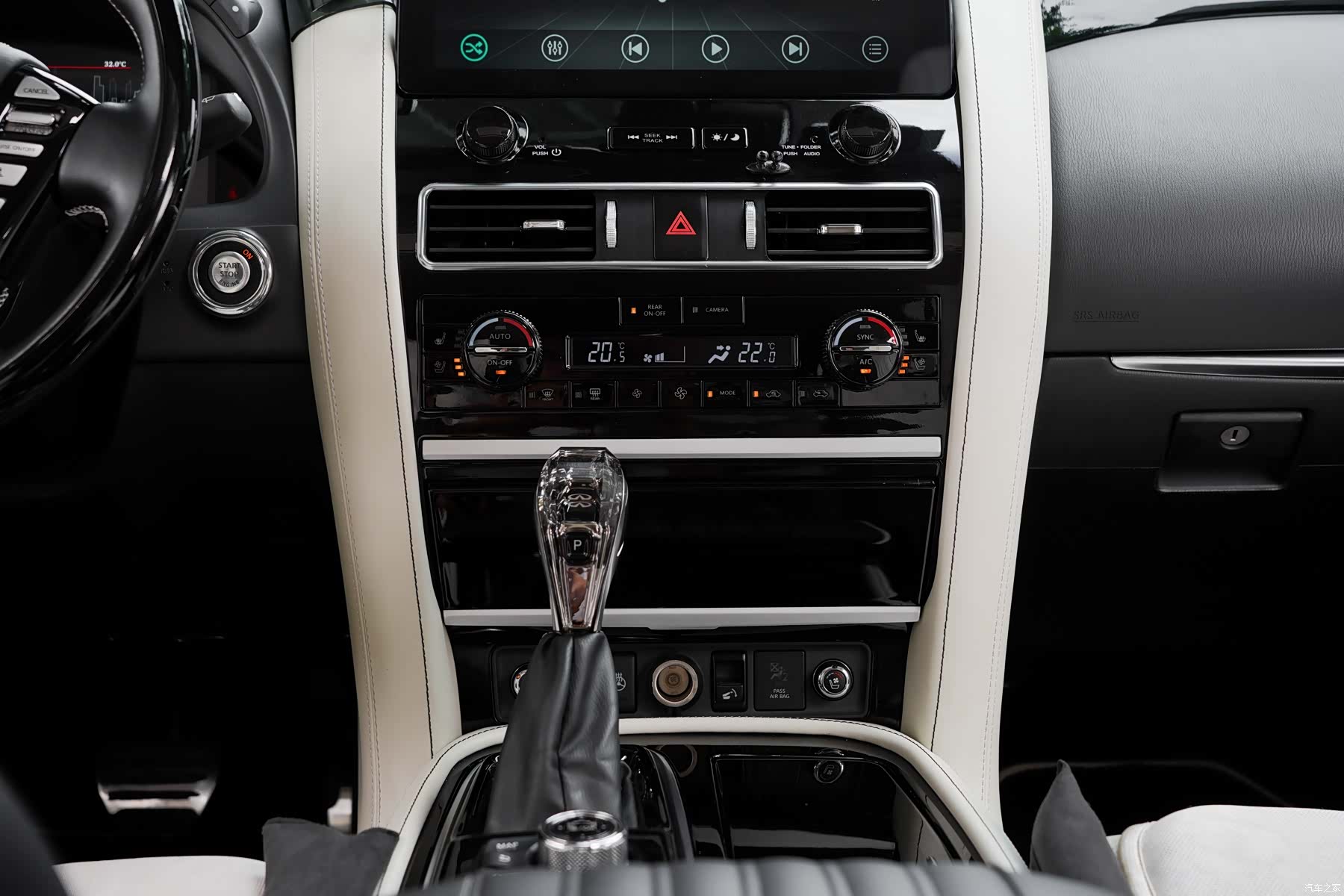 Infiniti QX80, 2016 14