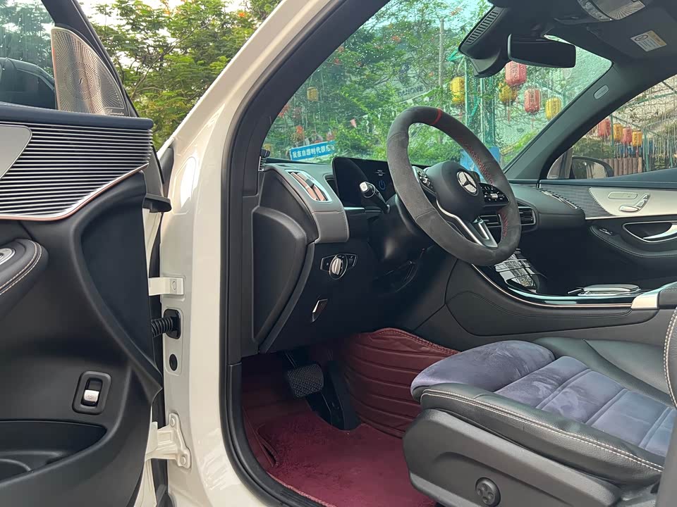 Mercedes-Benz EQC Mercedes-Benz EQC