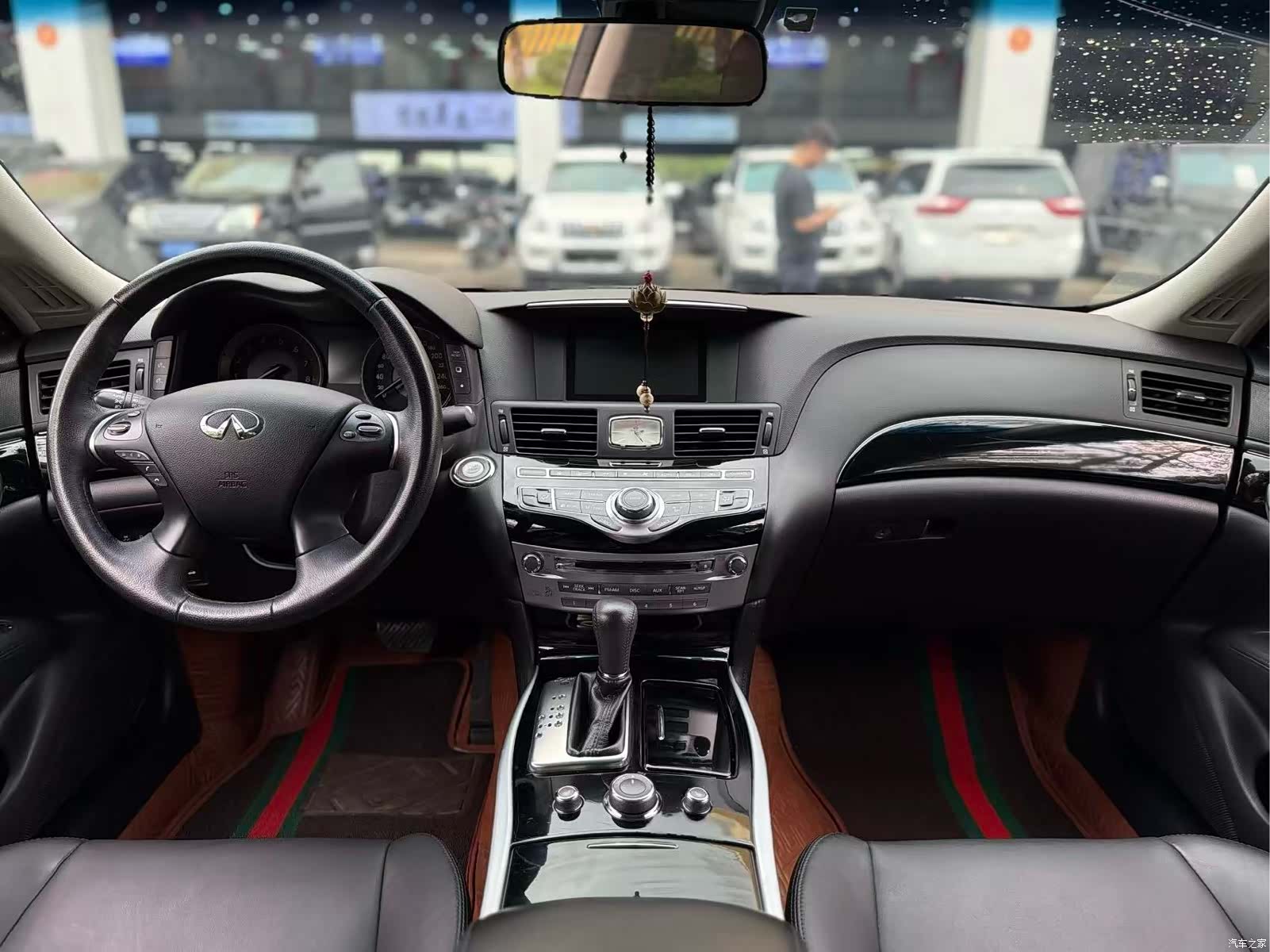 Infiniti Q70, 2019 все фото