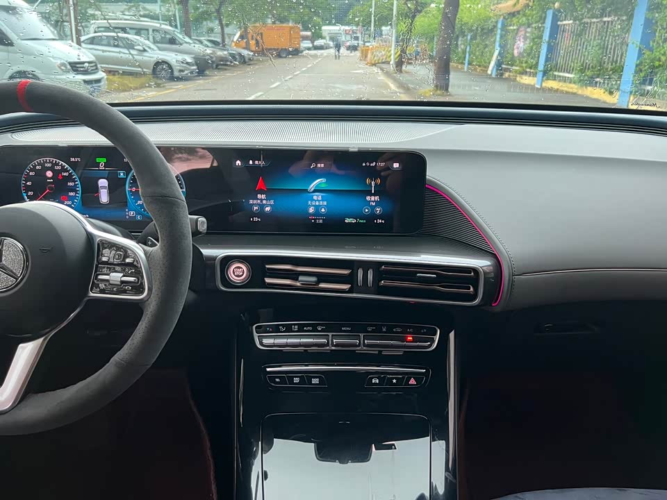 Mercedes-Benz EQC Mercedes-Benz EQC