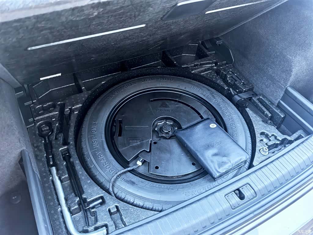 Audi Q3, 2023 7