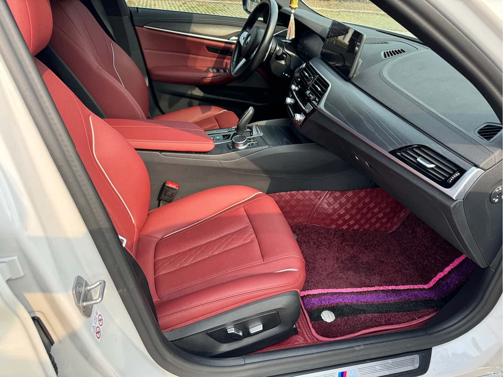 BMW 5 Series, 2023 8