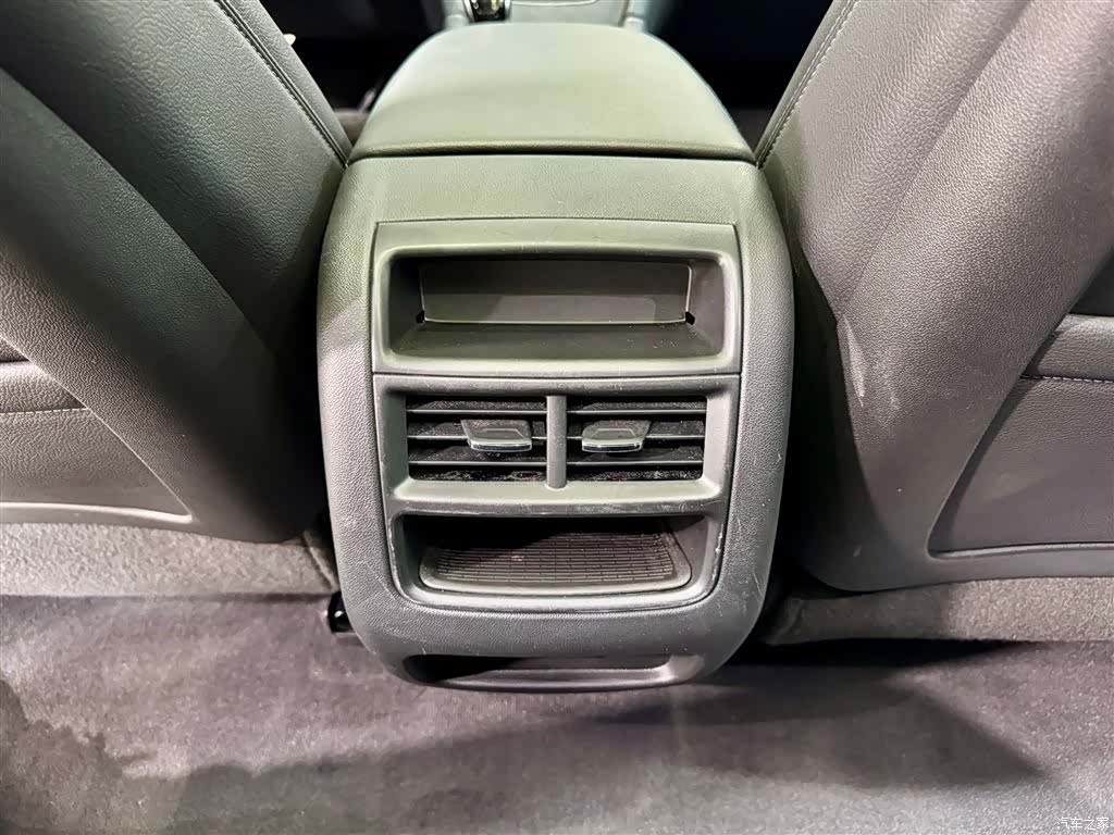 Cadillac XT5, 2024 22