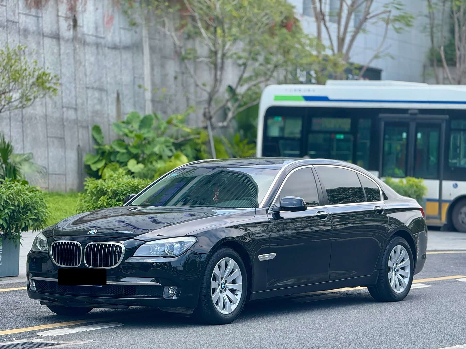 BMW 7 Series, 2009 1