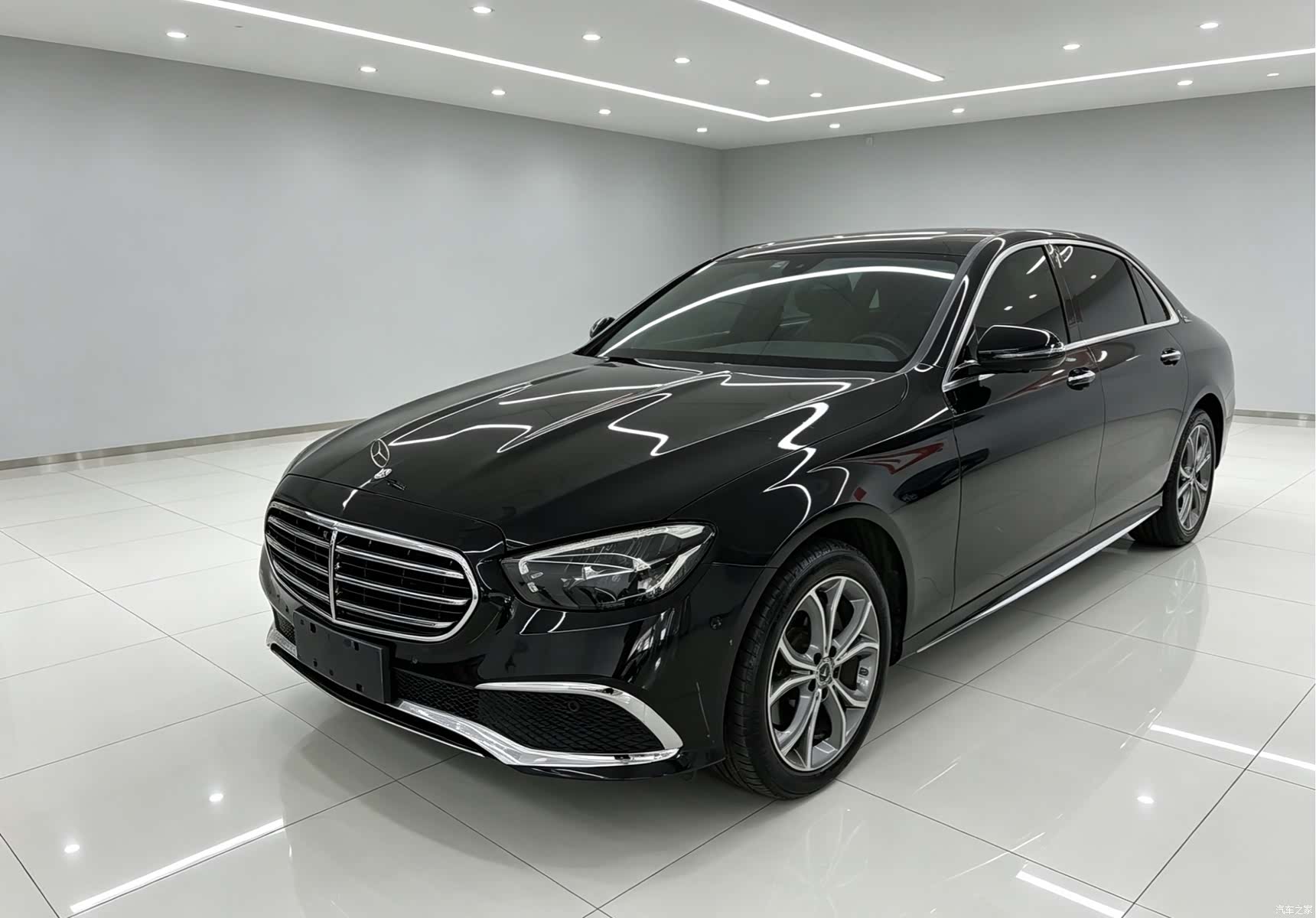 Mercedes-Benz E-Class, 2021 10