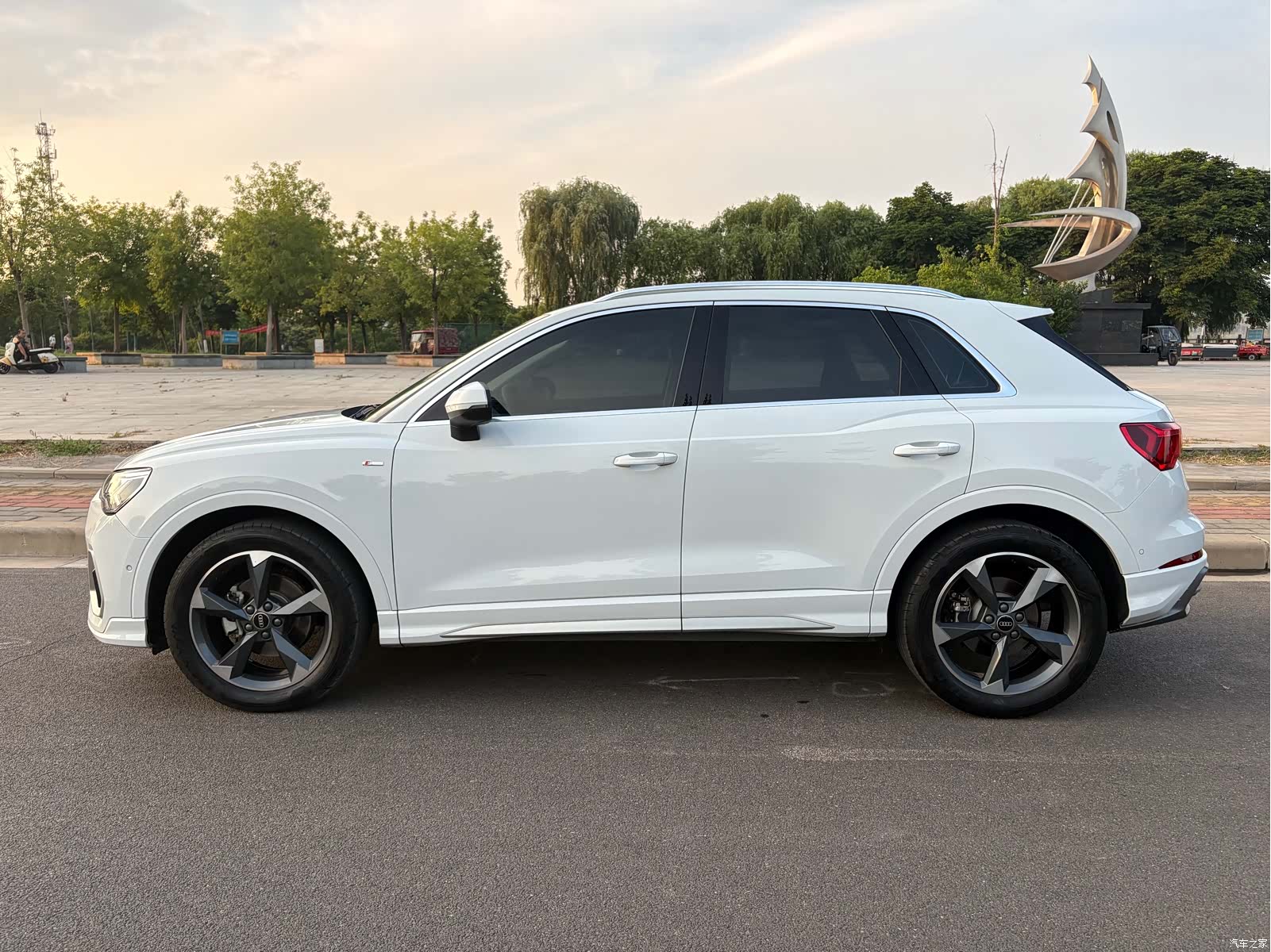 Audi Q3, 2022 7