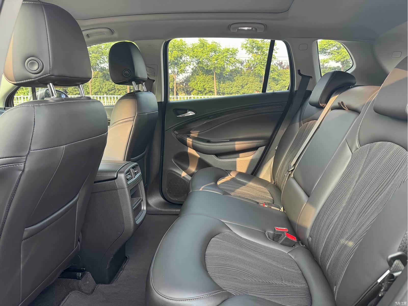 Buick Envision Plus, 2018 15