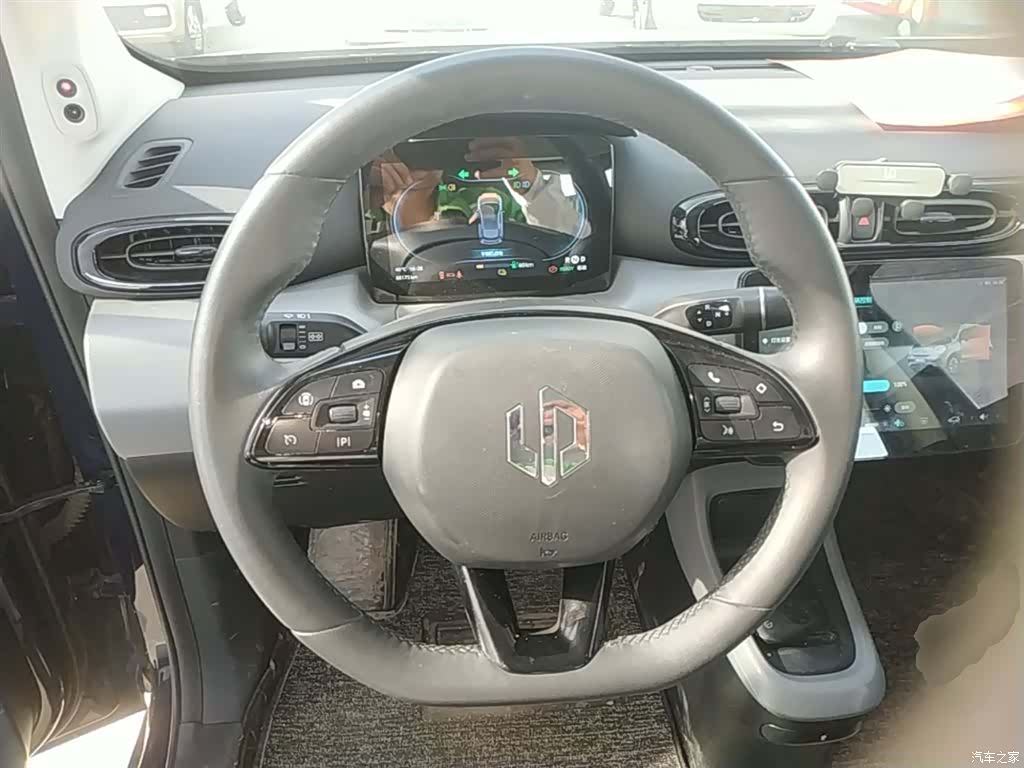 Leapmotor T03, 2020 11