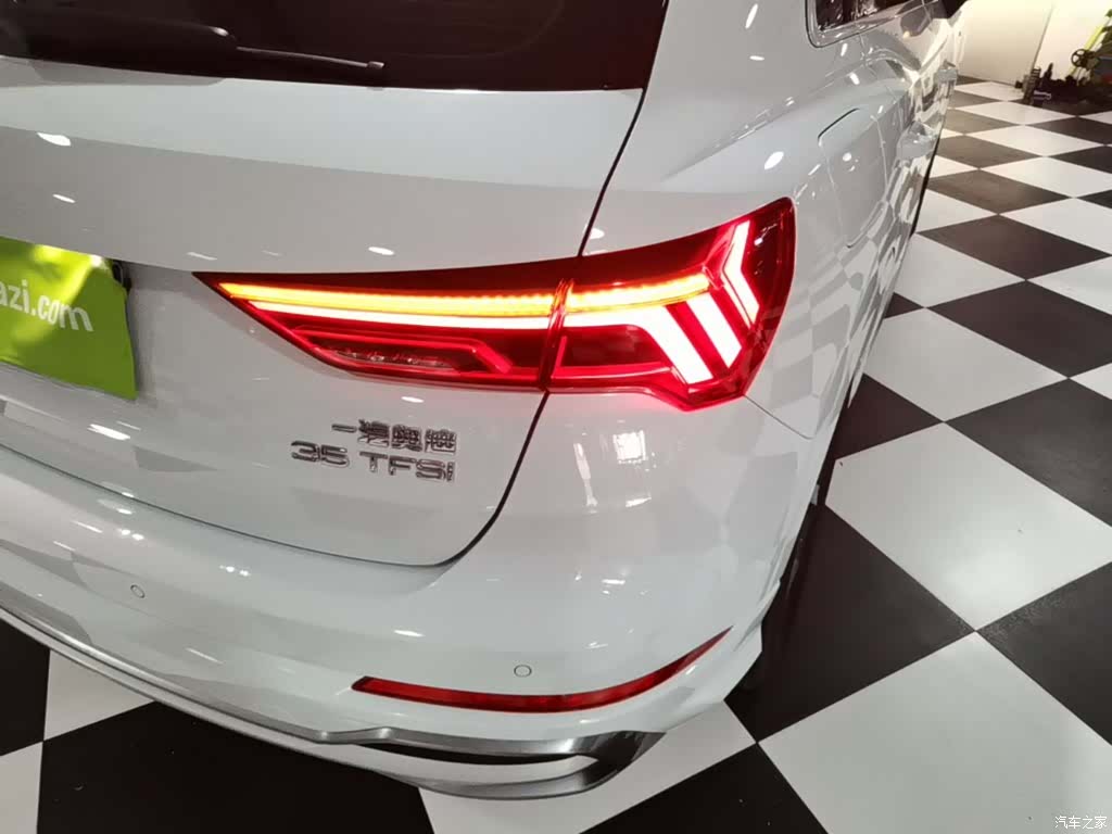 Audi Q3, 2021 8