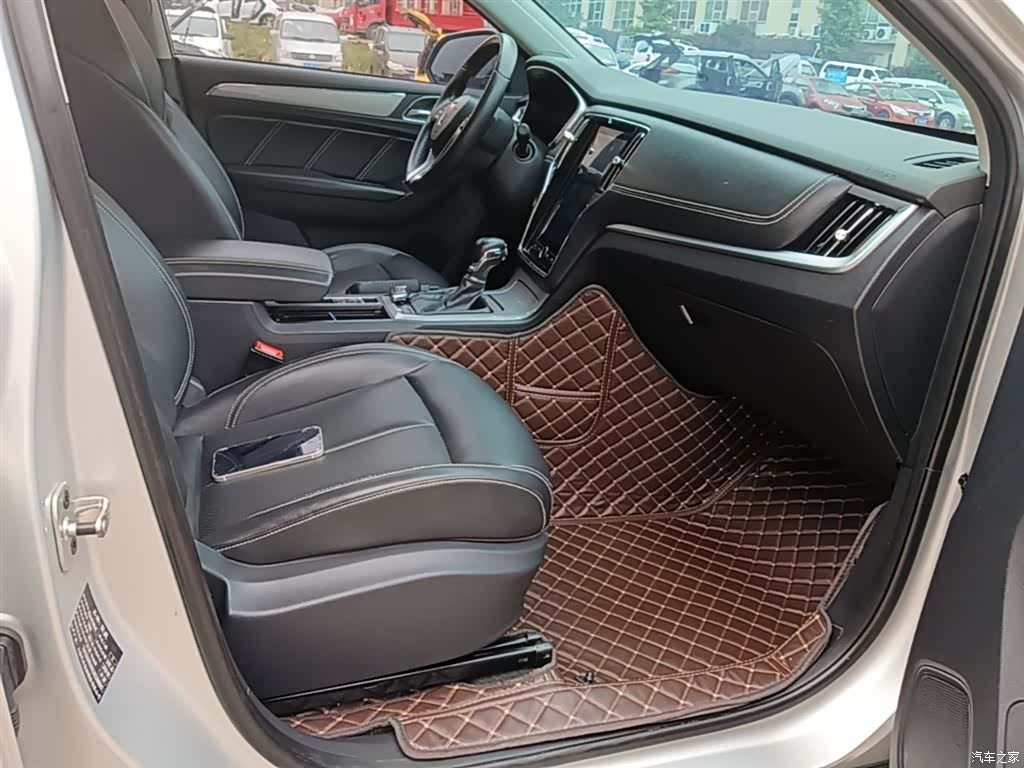 Roewe RX5, 2021 25