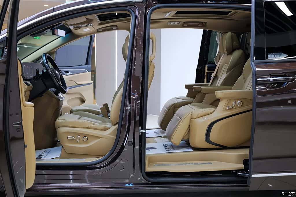 Buick GL8, 2020 28