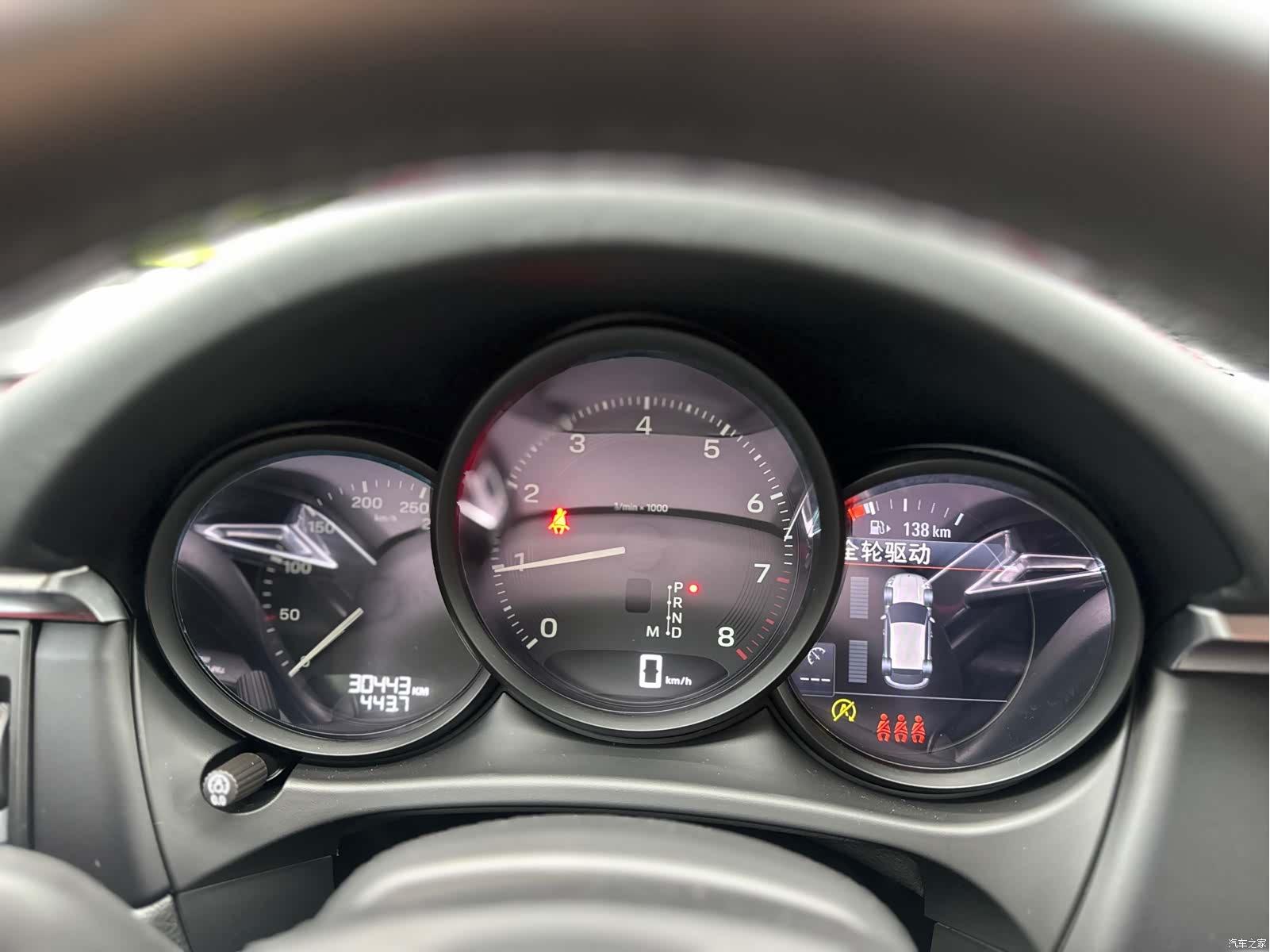 Porsche Macan, 2023 10