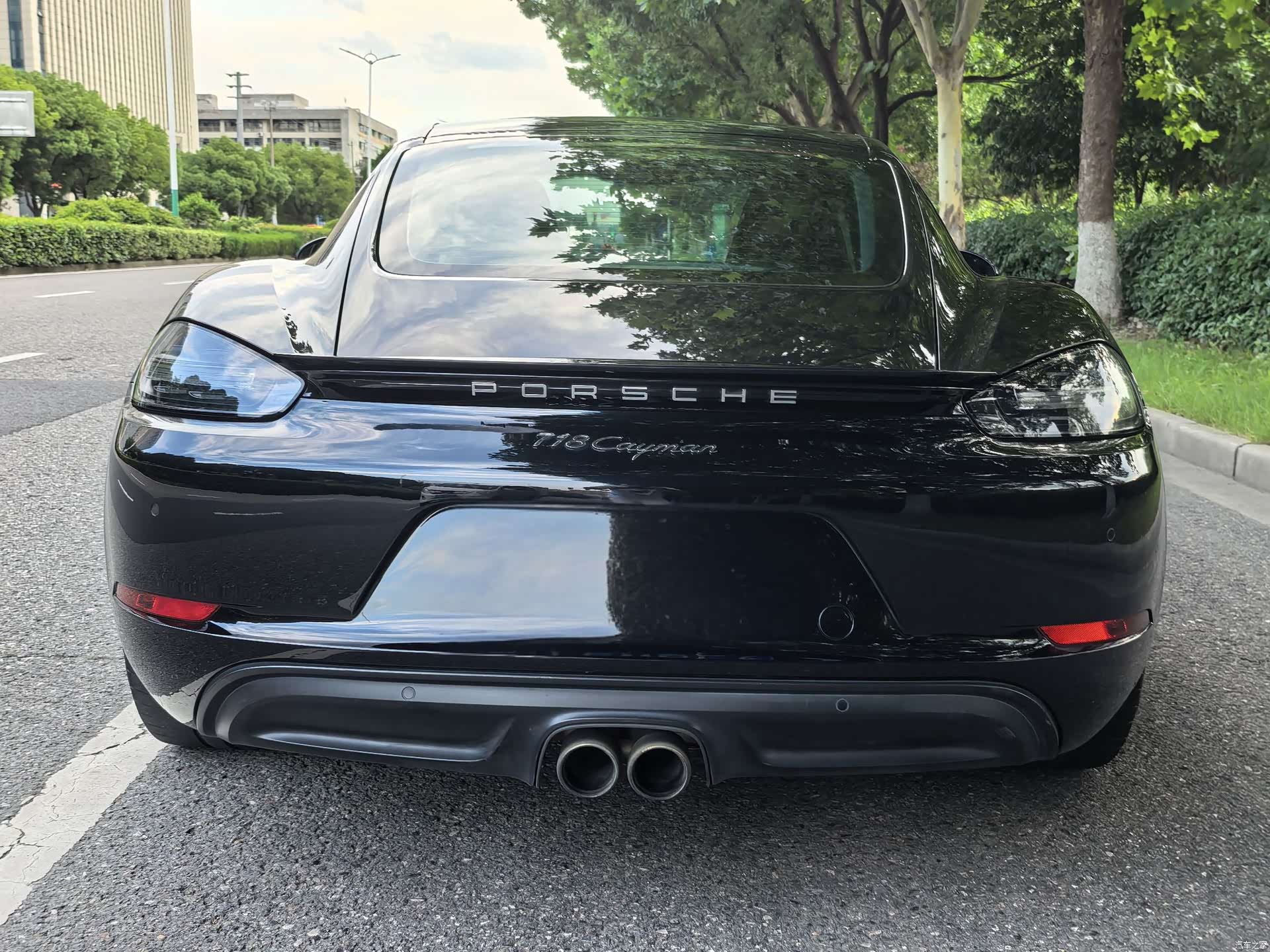 Porsche Cayman, 2019 все фото