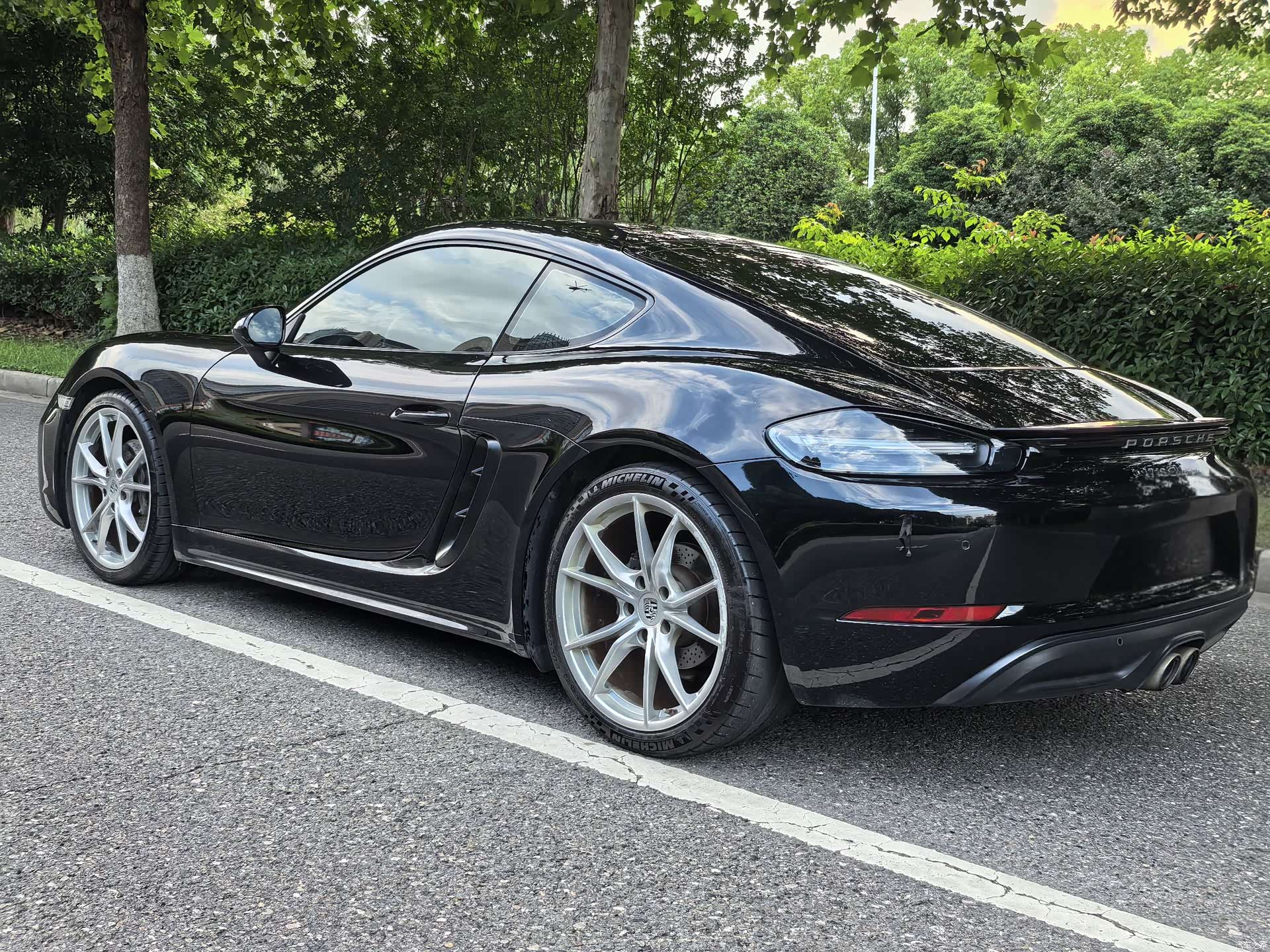 Porsche Cayman, 2019 4