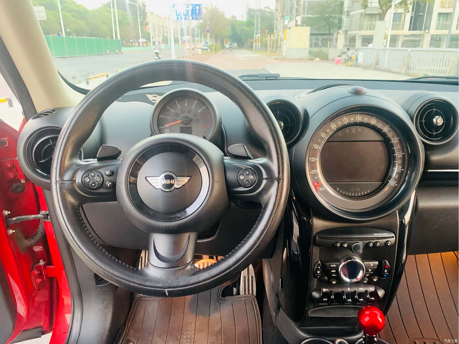 Mini Countryman, 2016 13