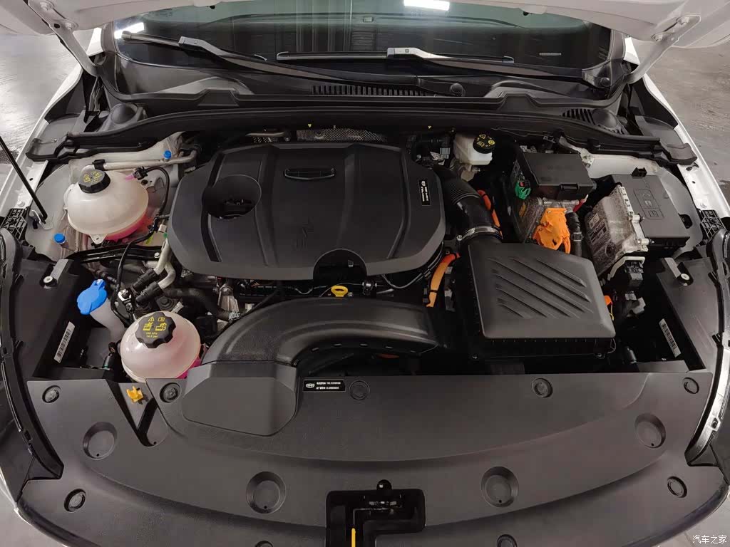 Geely Emgrand, 2023 6
