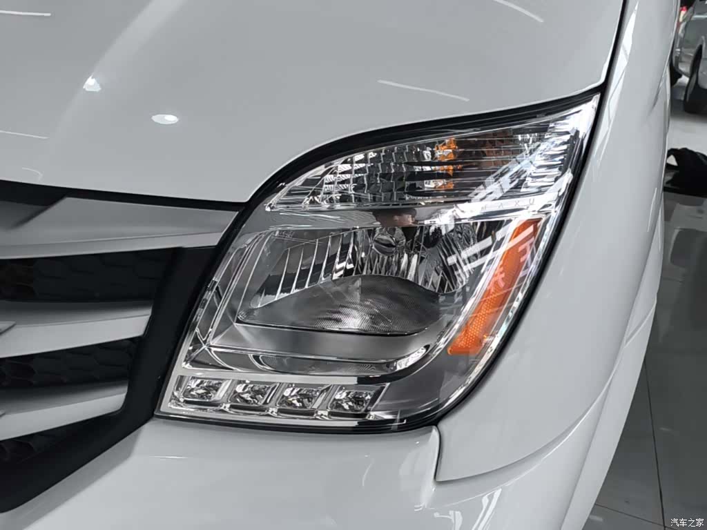 Maxus V80, 2024 24