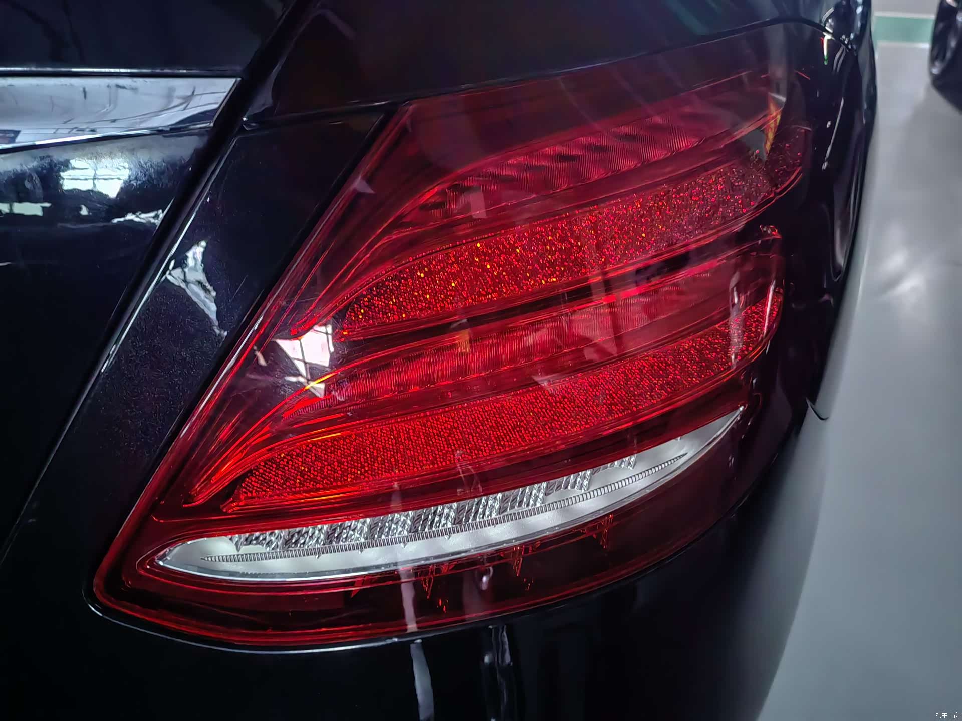 Mercedes-Benz E-Class, 2019 15