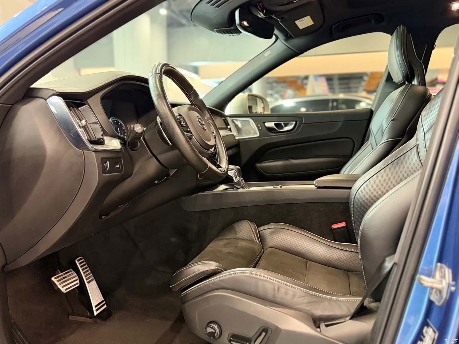 Volvo XC60, 2018 8