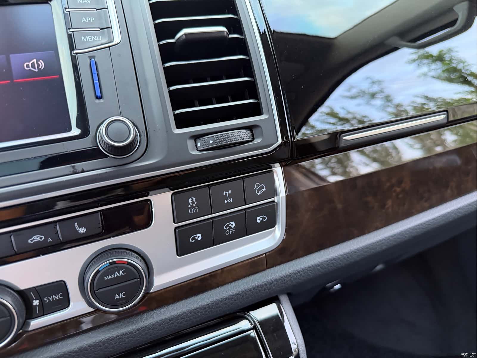 Volkswagen 7, 2018 10