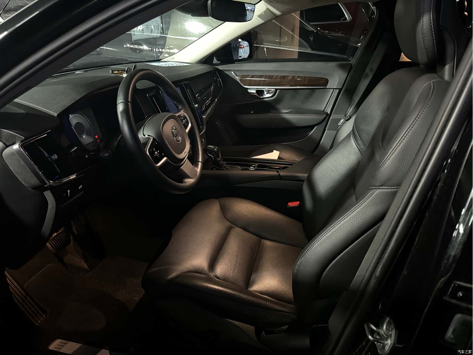 Volvo S90, 2018 4