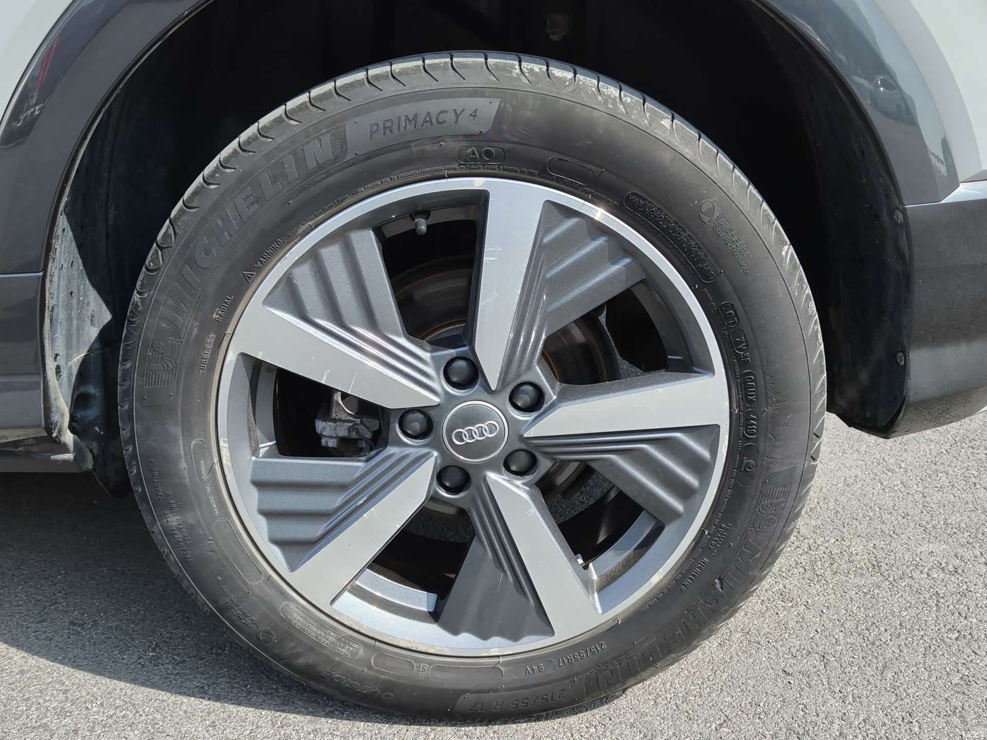 Audi e-tron, 2020 14