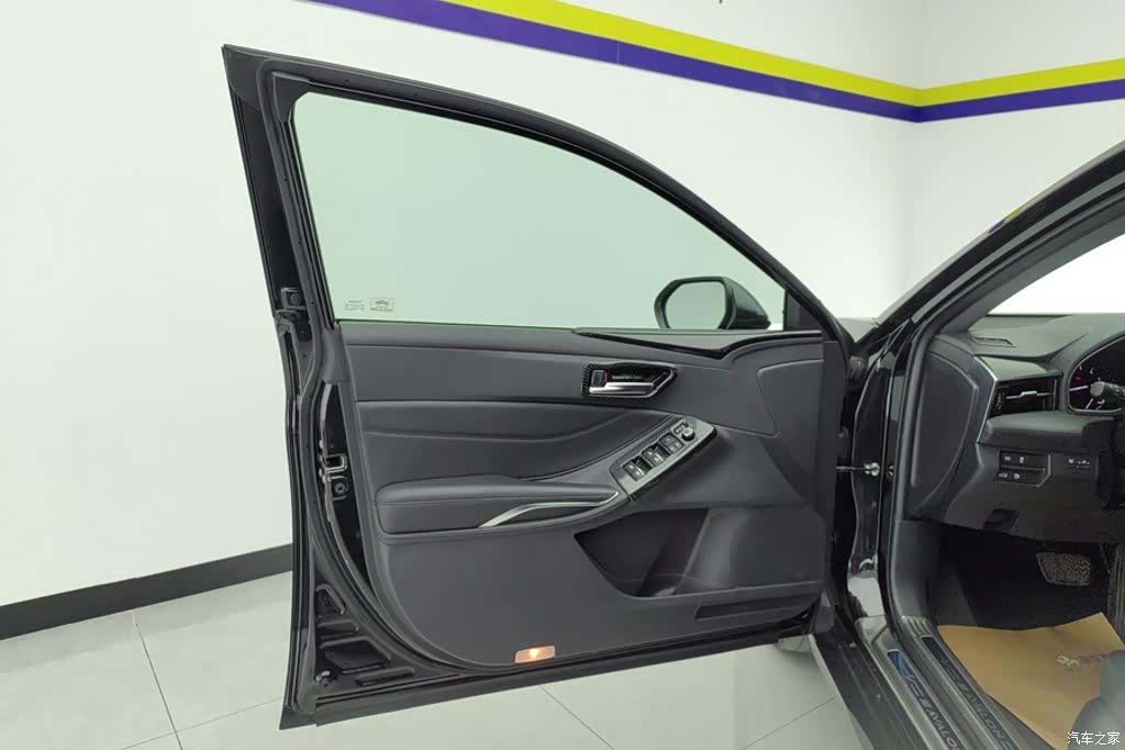 Toyota Avalon, 2020 7