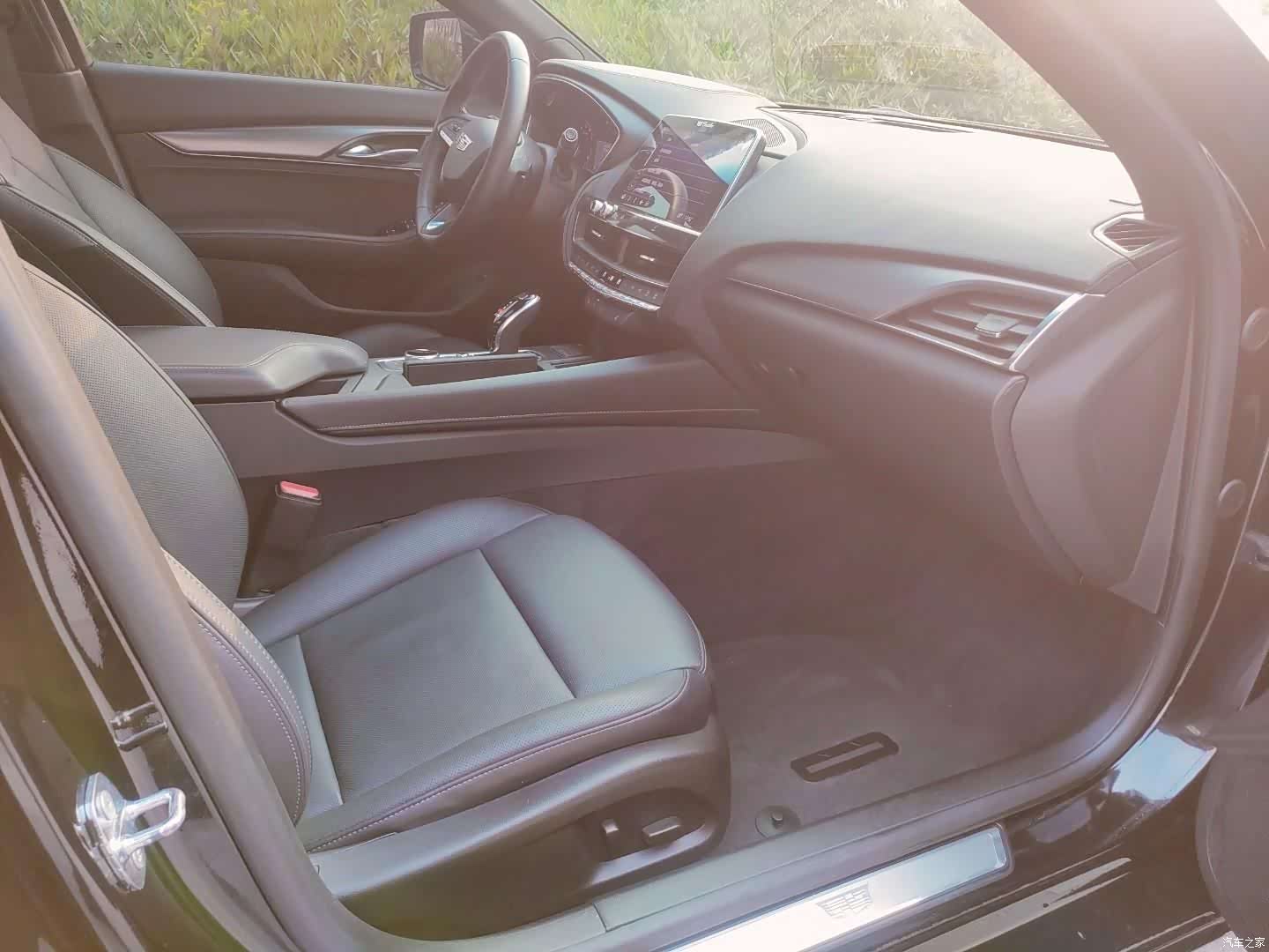 Cadillac CT5, 2024 27