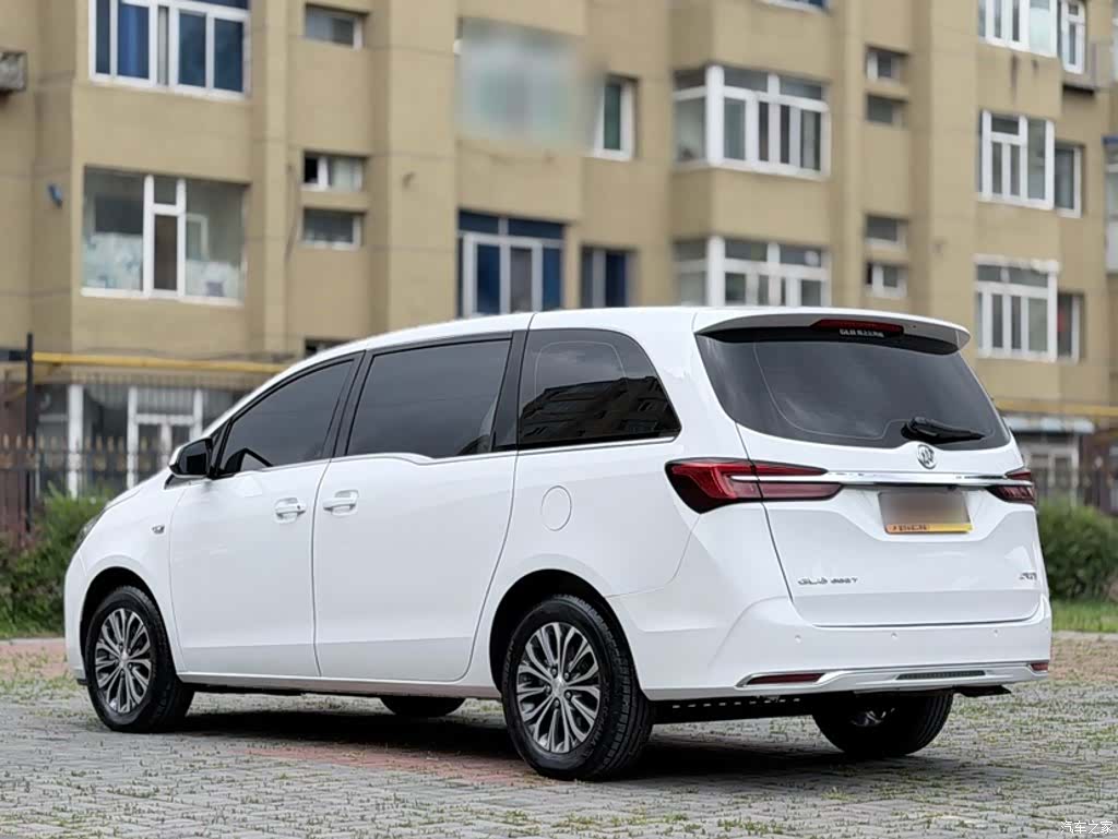 Buick GL8, 2021 10
