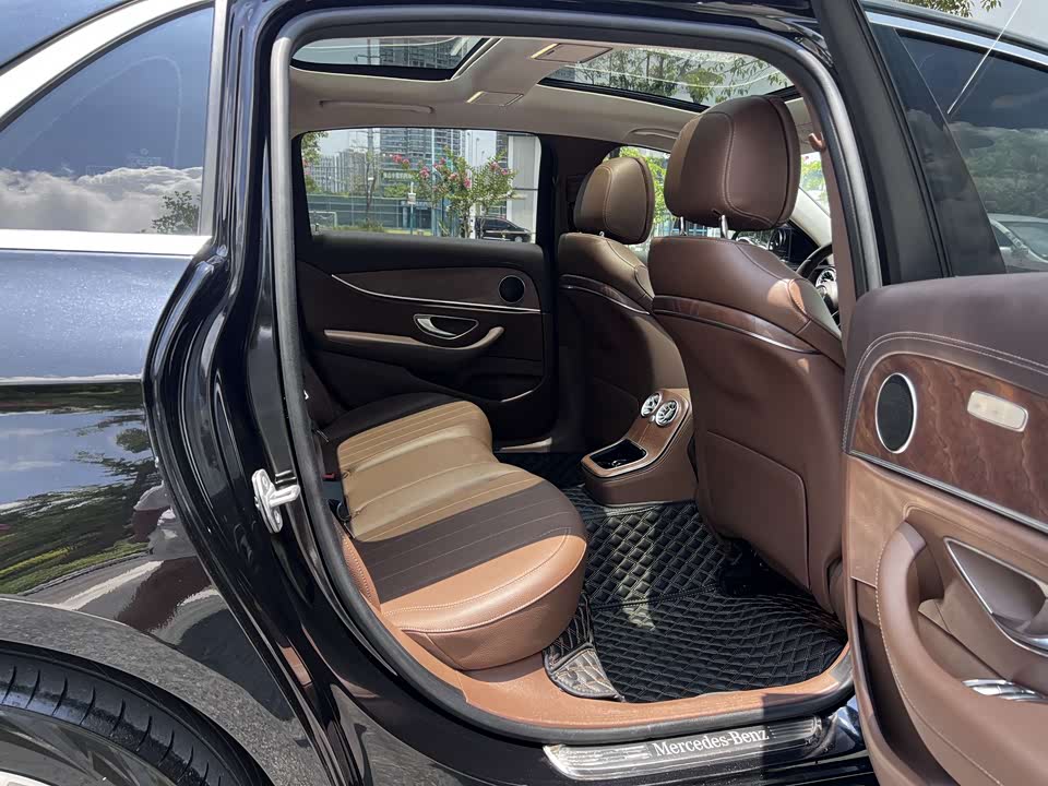 Mercedes-Benz E-class Mercedes-Benz E-class